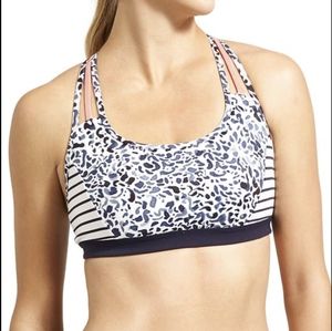 Athleta Fully Focused Bra in Petal Block M
